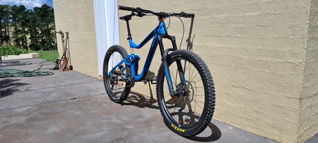 giant reign 2018 australia